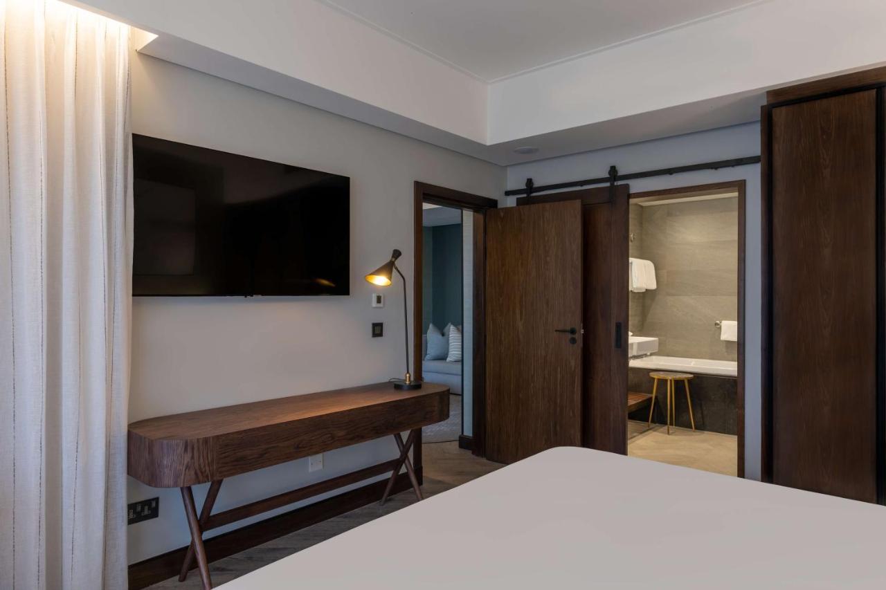 Radisson Blu Mosi-Oa-Tunya Livingstone Resort エクステリア 写真