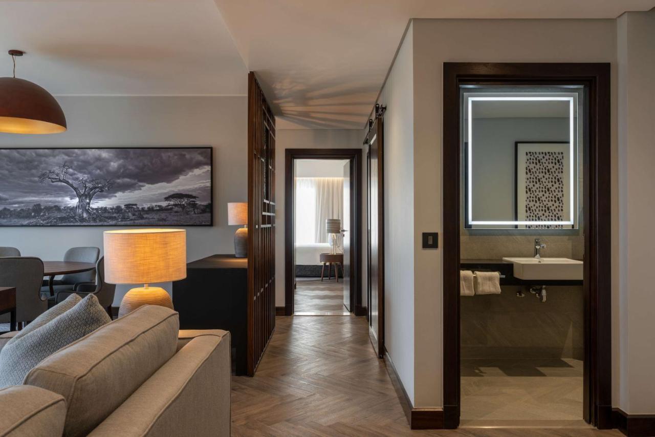 Radisson Blu Mosi-Oa-Tunya Livingstone Resort エクステリア 写真