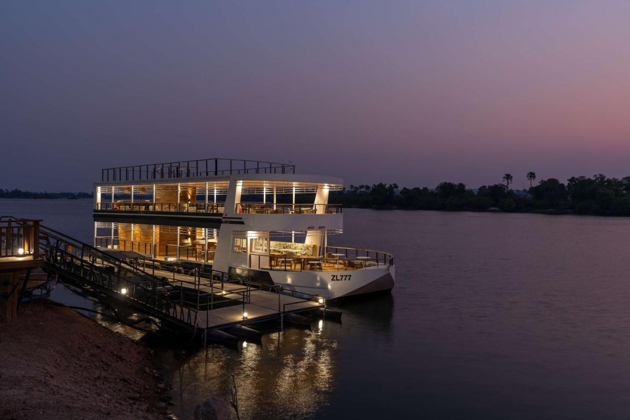 Radisson Blu Mosi-Oa-Tunya Livingstone Resort エクステリア 写真