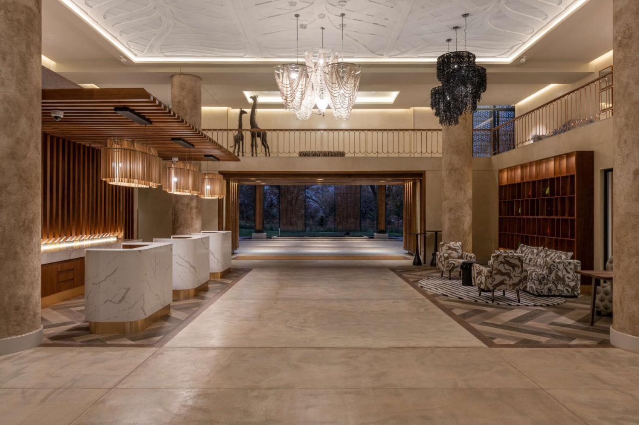 Radisson Blu Mosi-Oa-Tunya Livingstone Resort エクステリア 写真