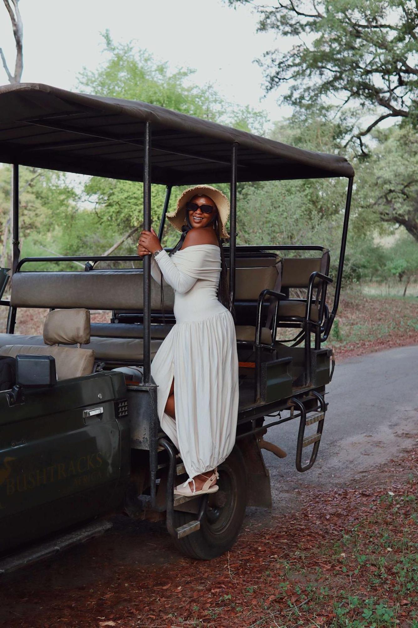 Radisson Blu Mosi-Oa-Tunya Livingstone Resort エクステリア 写真