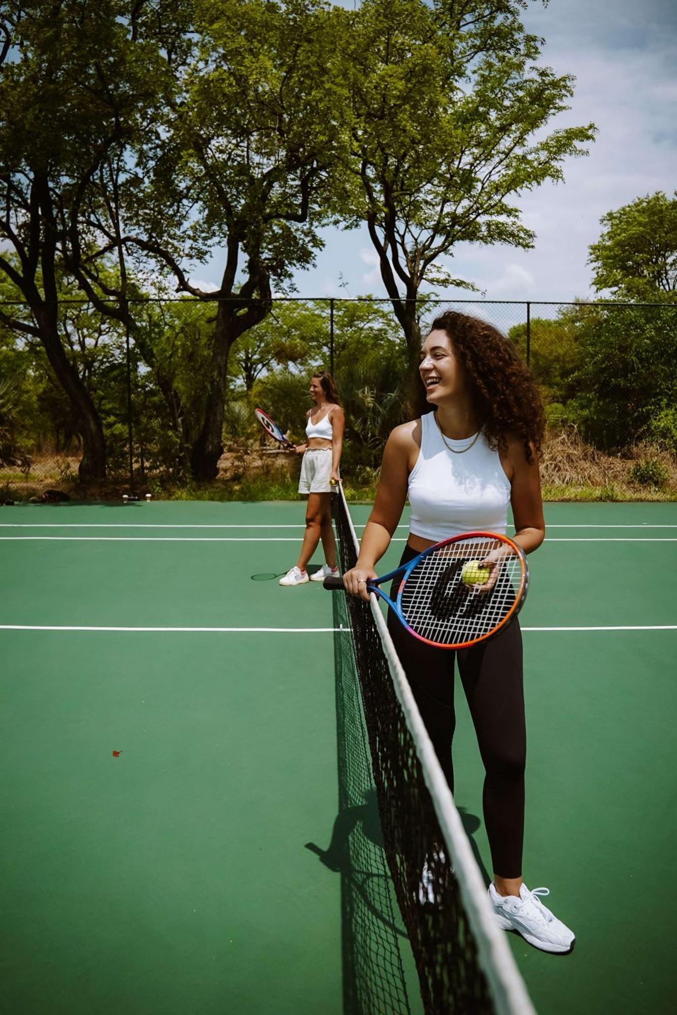 Radisson Blu Mosi-Oa-Tunya Livingstone Resort エクステリア 写真